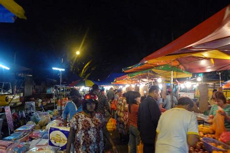 On the Other Side: Food Hunting at Sri Rampai Pasar Malam (25/3/10)