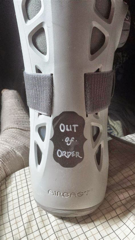 Decorate your medical walking boot, arm cast cover or style your arm cast sling with my recovers accessories! Decorate Your Waking Cast | Cast decoration, Walking cast ...