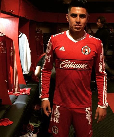 Club tijuana is searching for a new head coach after gustavo quinteros left the club ahead of the pareja joins tijuana after parting ways with fc dallas last week, where he had coached since 2016. New Club Tijuana Adidas Jersey 2015- Xolos Home Kit 2015 ...