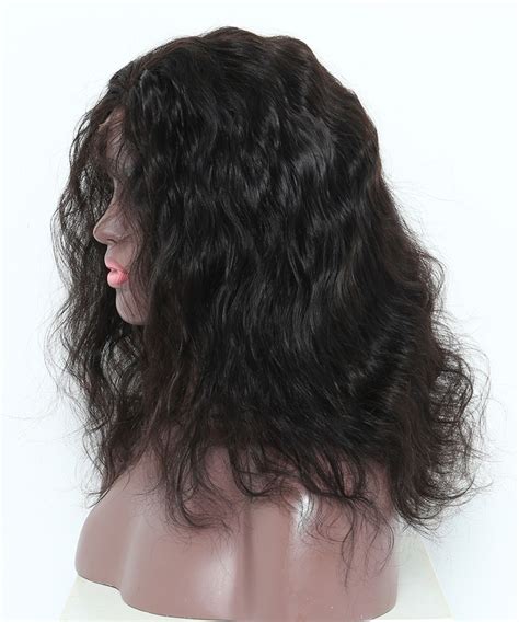 Short Wavy Style Body Wave Lace Front Human Hair Wigs 250 Density