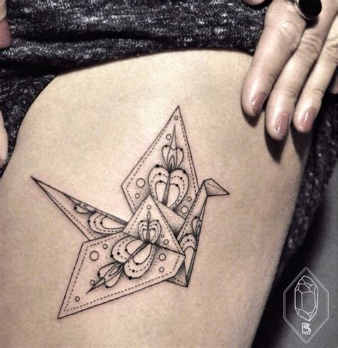 Eifel stern origami mandala not a tutorial youtube. Pin by Alyssa Rudnicki on tattoos | Origami tattoo, Dot ...