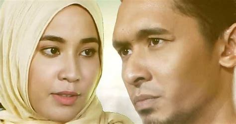 Adrian is now fully aware of his mistake and how sincere sofea is, a wife he should not hurt. Makmum Yang Paling Aku Cinta Full Episode