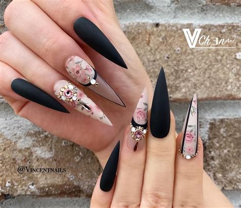 25 elegant short coffin nails ideas for ravishing look. 54 Elegant Black Nail Art Designs and Ideas | Stiletto ...