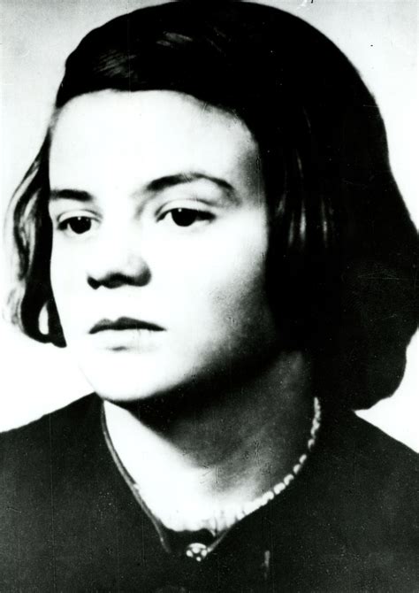 Sitemizde bulunan film, videolar, film fragmanları ve diğer tüm videolar çeşitli paylaşım ortamlarında da bulunmaktadır. LeMO Biografie - Biografie Sophie Scholl