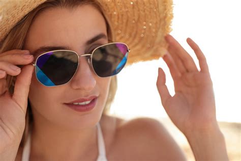 Tips For Rocking Beach Sunglasses This Summer 2021 Ever Pretty Us
