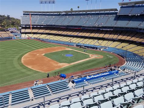 How Many Seats In A Row Dodger Stadium Elcho Table