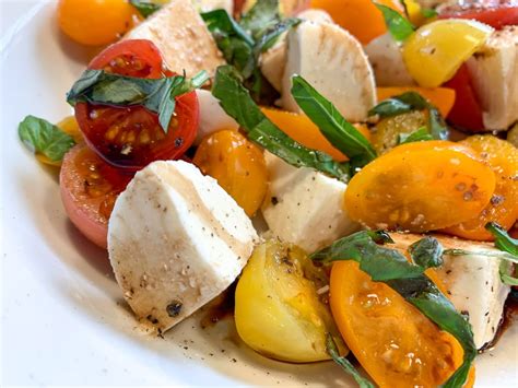 Recipe Bocconcini And Tomato Salad — 3ten — A Lifestyle Blog
