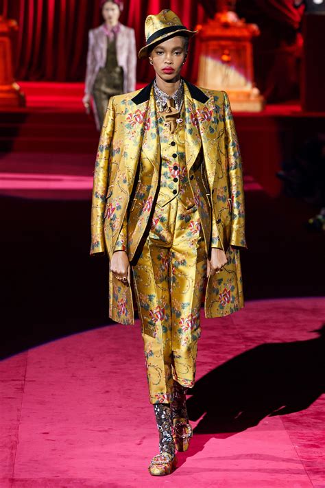 Dolce And Gabbana Fall 2019 Ready To Wear Collection Vogue Couture Fashion Runway Fashion High