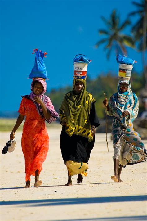 3 Ladies By Mario Moreno 500px Zanzibar People Of The World