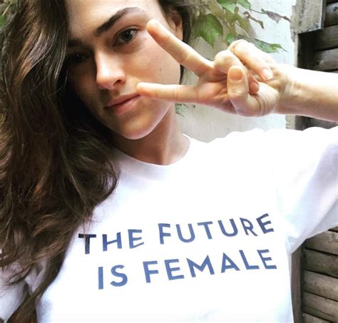 Myla Dalbesio 5 Fast Facts You Need To Know