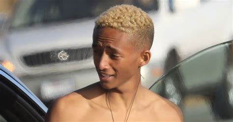 Jaden Smith Goes Shirtless For Weekend Beach Day Jaden Smith Shirtless Just Jared Jr