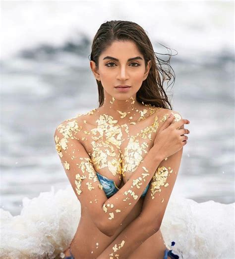 Bollywood Actress Hot Photos Collection 2018