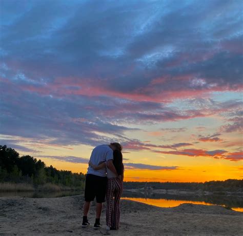 Aesthetic Couples Sunset Pictures Couple Inspo Sunset Pictures