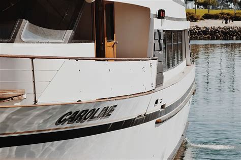 Hd Wallpaper White And Black Caroline Boat Taken At Daytime White