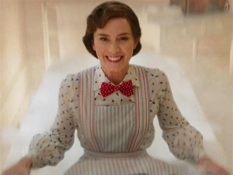 We Finally Have The First Look At Emily Blunt As Mary Poppins Her Ie My Xxx Hot Girl