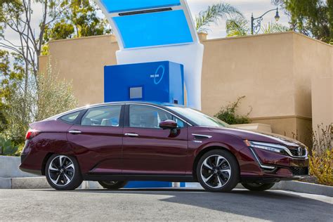 Honda Celebrates National Hydrogen And Fuel Cell Day With Continued