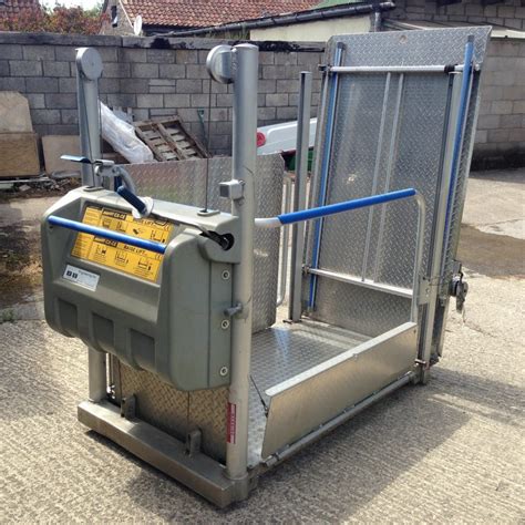 Portable Wheelchair Lift Hire Ramps 4 Rent
