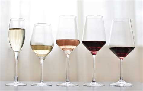 Choosing The Right Wine Glass Or How To Enjoy Your Wine At Home