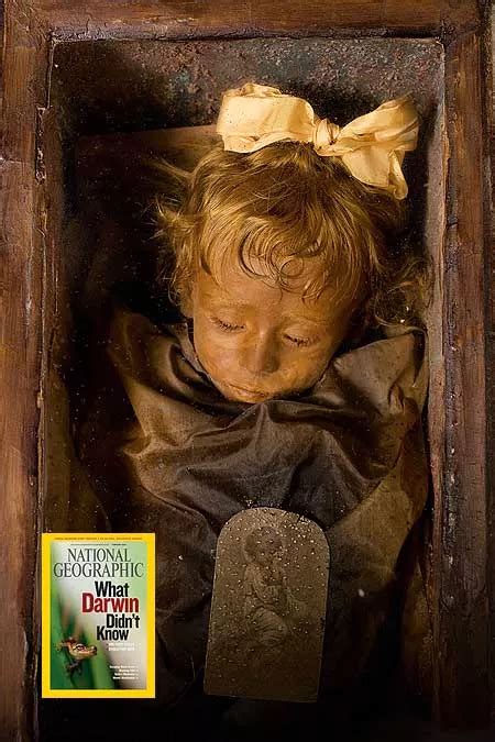 Little Girl Preserved In 1500s Tomb Packed With Mummies Pictures