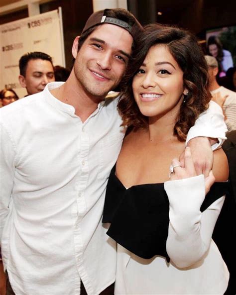 ‘jane The Virgin Gina Rodriguez On Tyler Posey Hes A Gangster On Set Jane The Virgin Gina