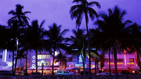 Night Miami Ocean Drive Wallpapers Hd Desktop And Mobile Backgrounds