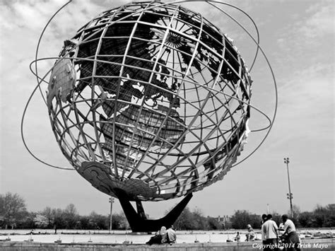 Unisphere The Unisphere Is A Beautiful Remnant Of The 1964 Flickr