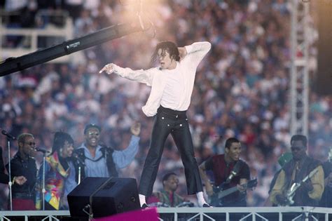Michael Jackson Changed The Super Bowl Halftime Game In