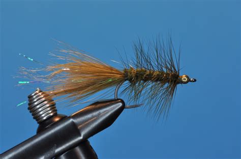Woolly Bugger Fly Step By Step The Fat Fingered Fly Tyer