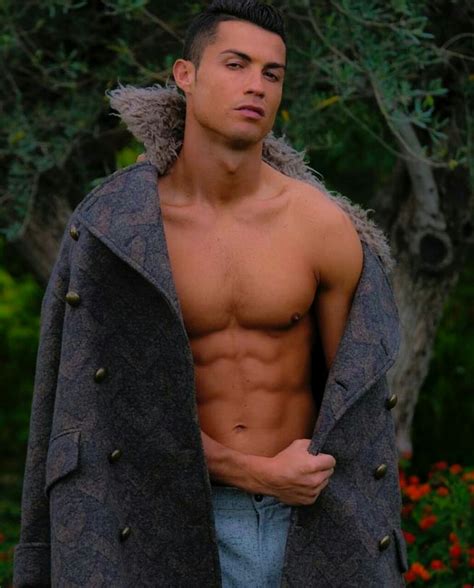 We Love Hot Guys Cristiano Ronaldo Shirtless