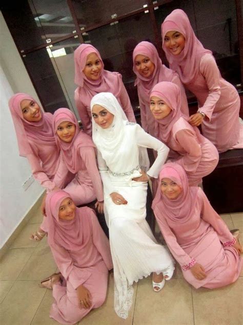 White Sheath Hijab Bride Beaded Long Sleeve Muslim Wedding Dress Lace