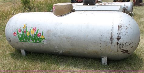 500 Gallon Propane Tank In Council Grove Ks Item D5255 Sold Purple