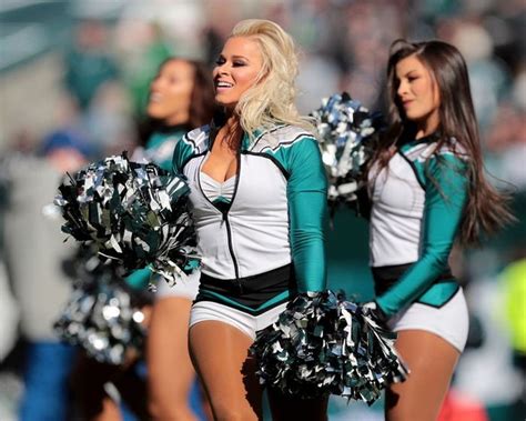 The Philadelphia Eagles Win See Game Day Photos And Cheerleaders Too