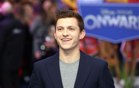 Today is tom holland's 25th birthday! MCU Fans Are Ready to See Tom Holland's Spider-Man 'Grow ...