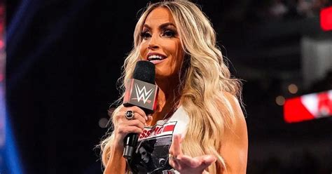 I Would Love That For Her Trish Stratus Wants 6 Time Champion To