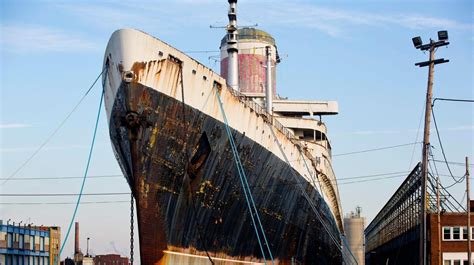 Rxr Realty To Work On Reuse Plan For Mothballed Ocean Liner Newsday