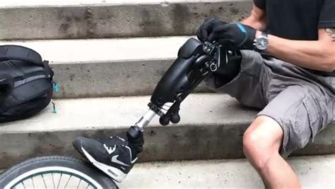 Montrealers New Prosthetic Leg Helps Him Ride Again Globalnewsca