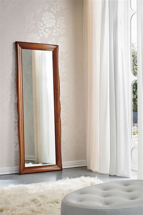 Personalizza gli interni con gli specchi maisons du monde. 20 Modelli di Specchi da Terra in Stile Classico | MondoDesign.it