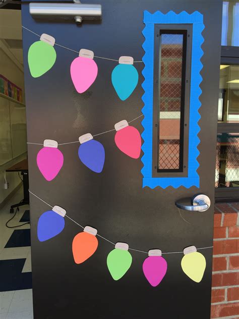 Christmas Light Bulb Door For The Classroom Puertas Decoradas De