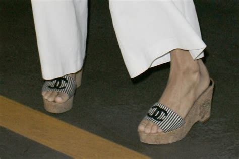 Eva Mendes S Feet