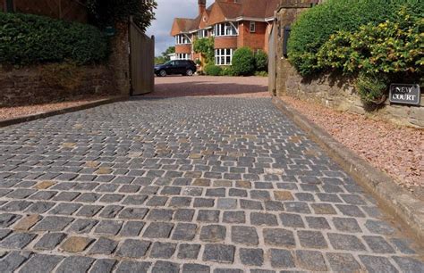 Granite Setts Pavestone Natural Paving Stone For Gardens And Driveways