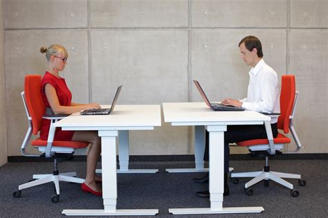 How To Sit Correctly At Your Desk Articles Office Furniture 2 Go
