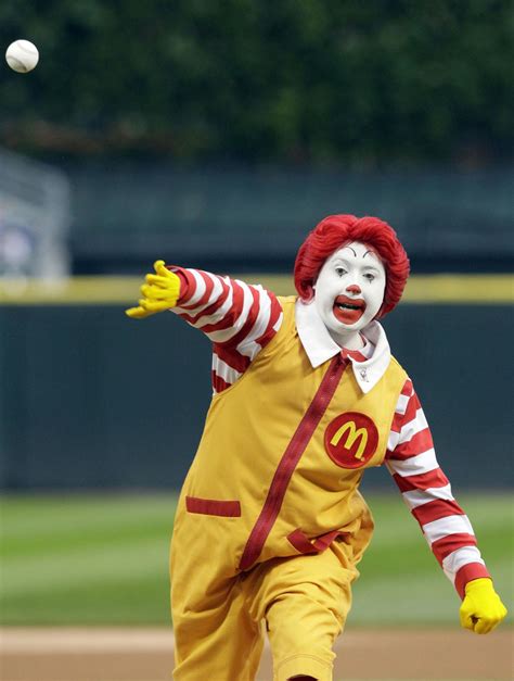 The Creepy Clown Trends Latest Victim Is Ronald Mcdonald