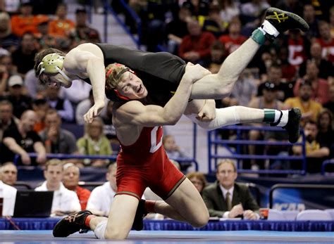 Kyle Dake And Other Top College Wrestlers Take On The Garden The New