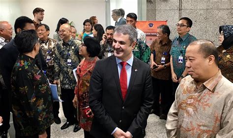 Kolaborasi bersama kementerian pengajian tinggi dan malaysia technology development corporation. Swedish Energy Minister visits Indonesia - ScandAsia