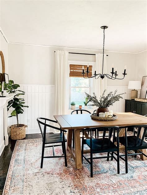 15 Best Farmhouse Dining Room Rugs To Achieve Rustic Charm