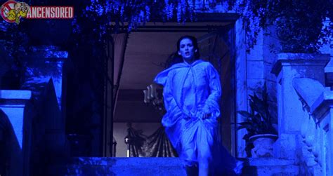 Winona Ryder Nue Dans Bram Stokers Dracula