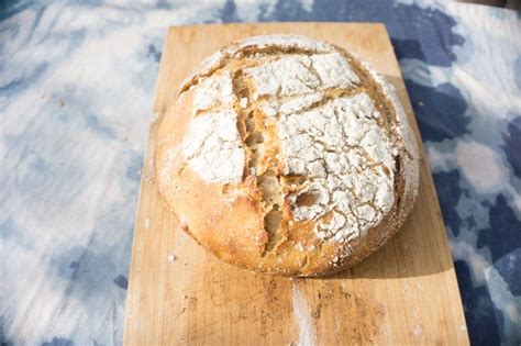 Bread Is Not The Enemy—and Here Are The Best Kinds For Cyclists Bread Nutrition Recipes Food