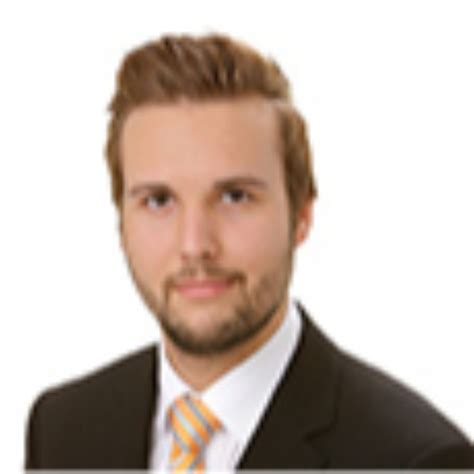Nutzen sie unsere beratungsqualität in den filialen vor ort oder. Dominik Wimmer - Controlling - VWA Hochschule für ...
