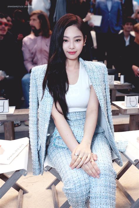 While gigi hadid apprehending a runway crasher during the final walk of the chanel fashion show may have been the most memorable moment of the. JENNIE — CHANEL PWF #Jennie #KimJennie #Blackpink #Chanel ...