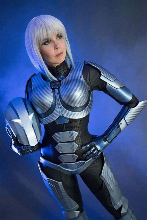 erazer girl medion kamuicosplay cyborg girl cosplay armor robot